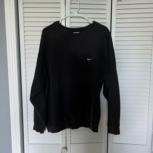 nike sweatshirt EUC!!